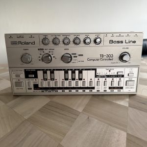 Roland TB-303 Bassline